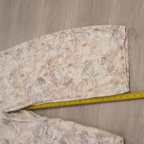 CAT PRINT!!  We The Free Good Luck Printed Barrel Jeans CAT PRINT PRINTED JEANS - Picture 6 of 7